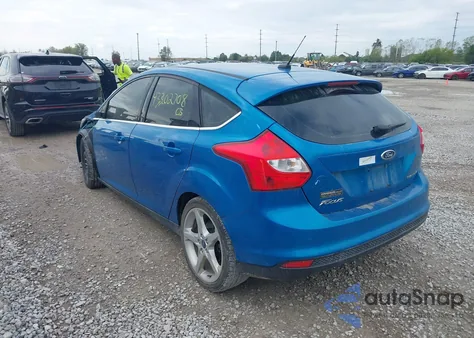 2012 Ford Focus Titanium из США, поврежденный, VIN 1FAHP3N26CL319695